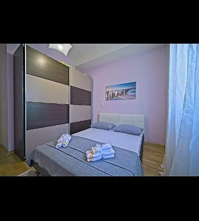Monaco Apartment *