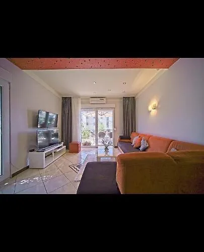 Monaco Apartment Makarska